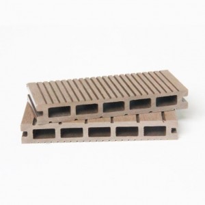 Sundlaug Composite Wood Decking